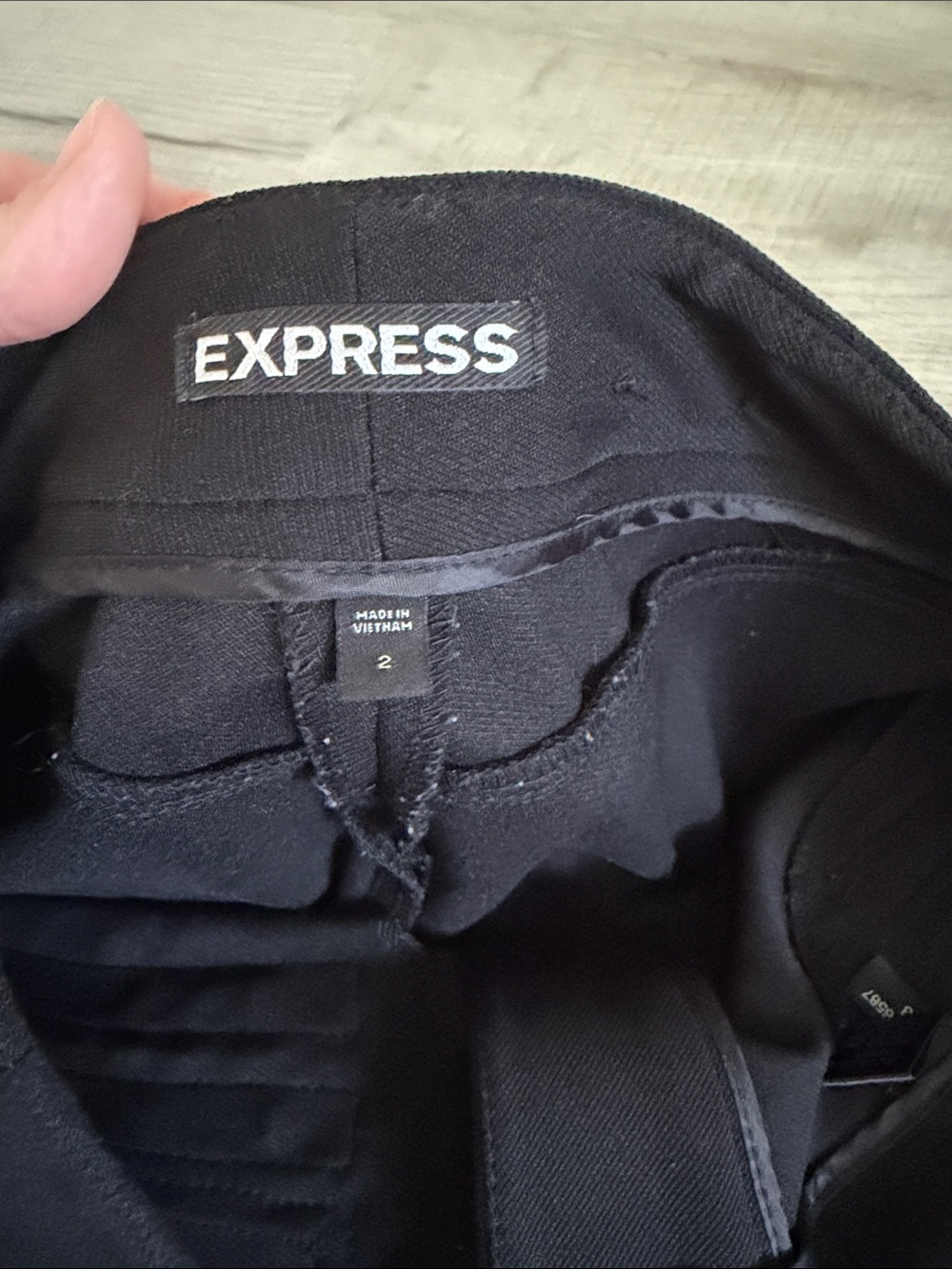 Express Pants - Picture 4 of 11